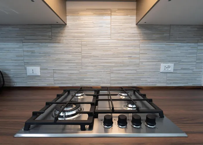 Modern - Free Parking & Private Entry Apartment Rome